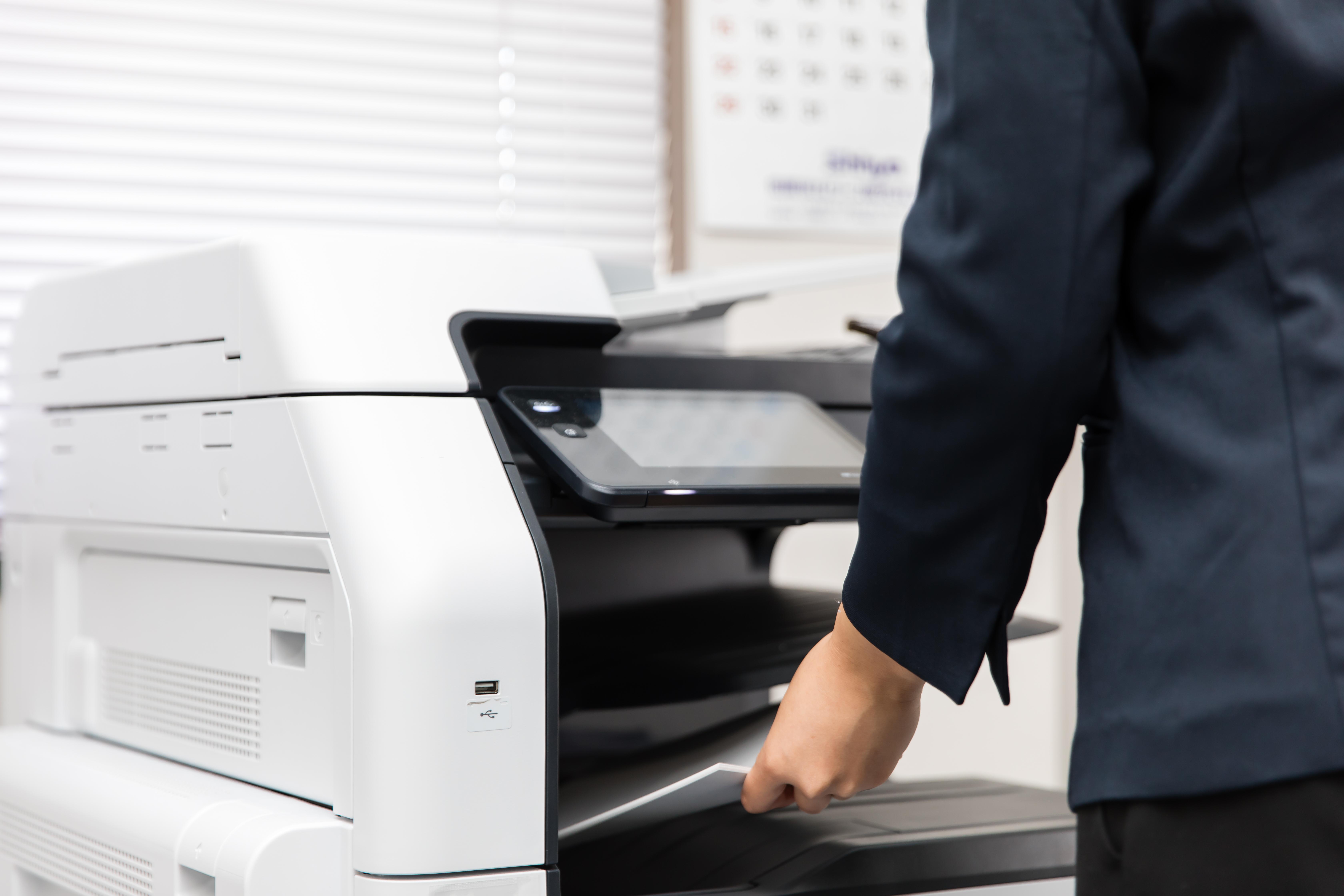 毎朝たまるFAX注文。
AIが即データ化。